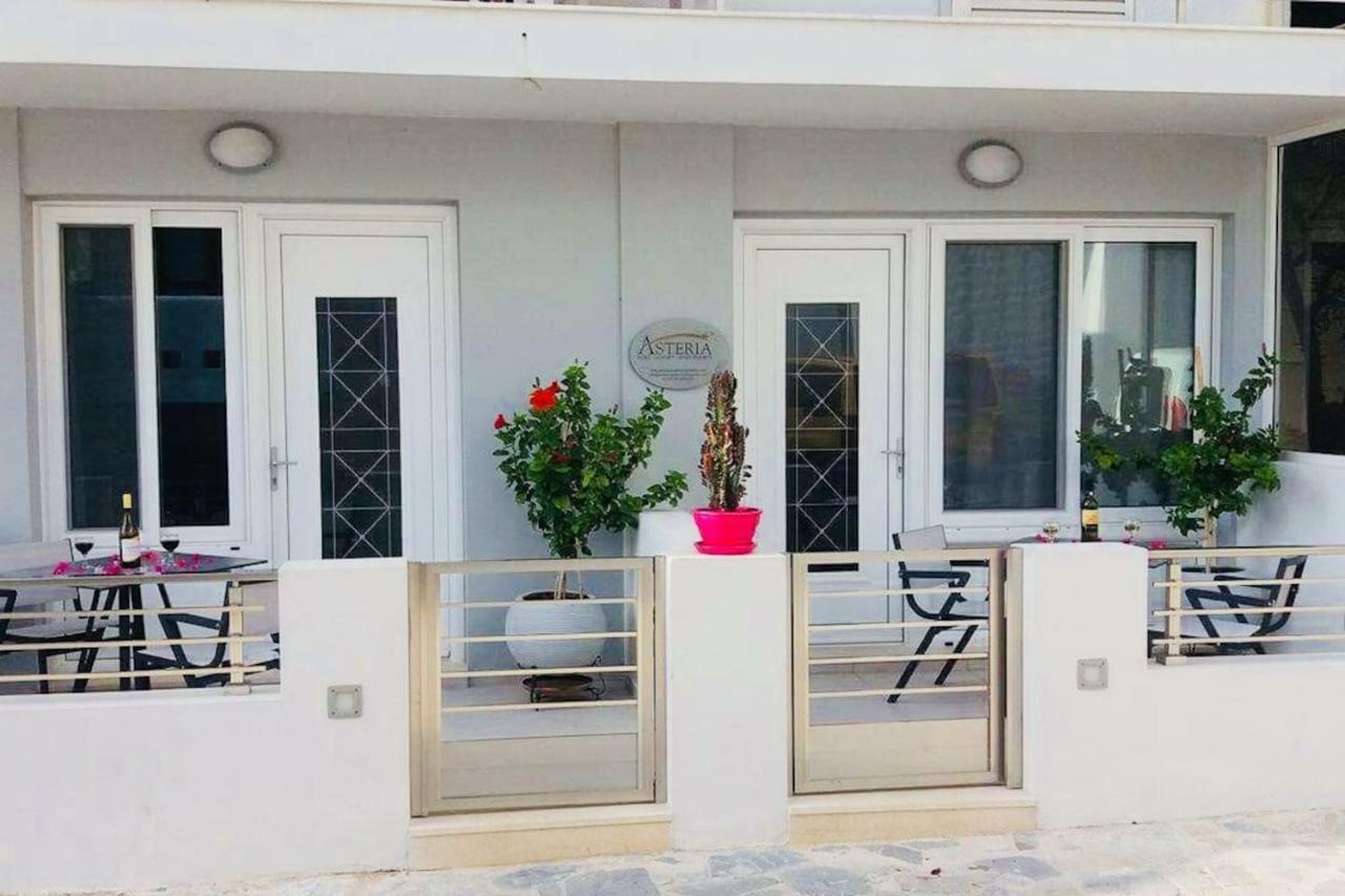 New Luxury Apartments In Плакіас Екстер'єр фото